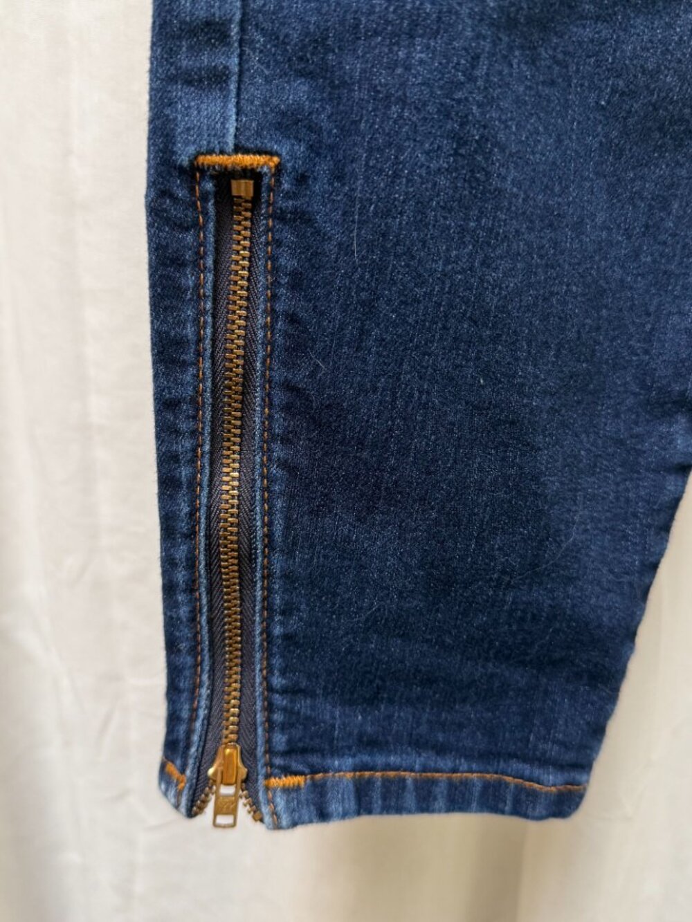 Yoga Jeans - Picture 6 of 8
